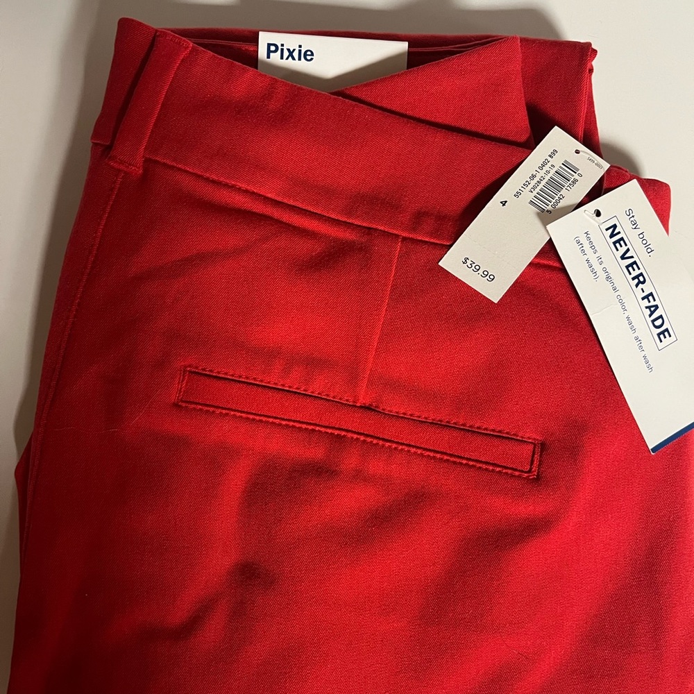 Womens, new old navy pixie pants size 4
